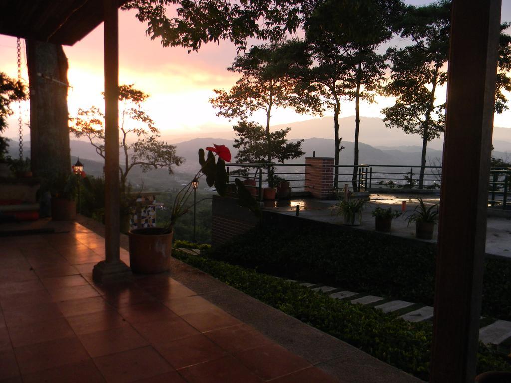 Finca Hotel Villa Ilusión Pereira Exterior foto